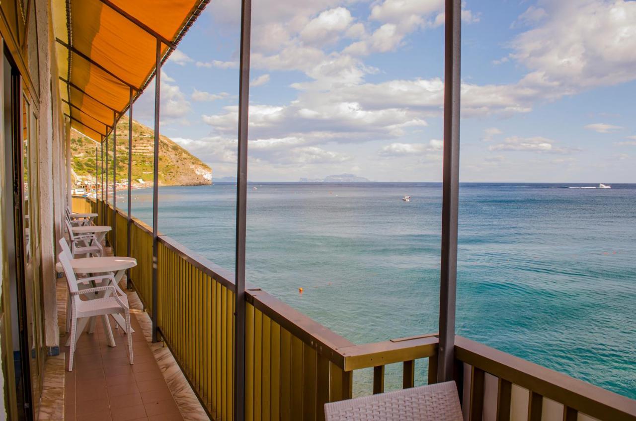 Hotel Regina Del Mare Barano d'Ischia ภายนอก รูปภาพ