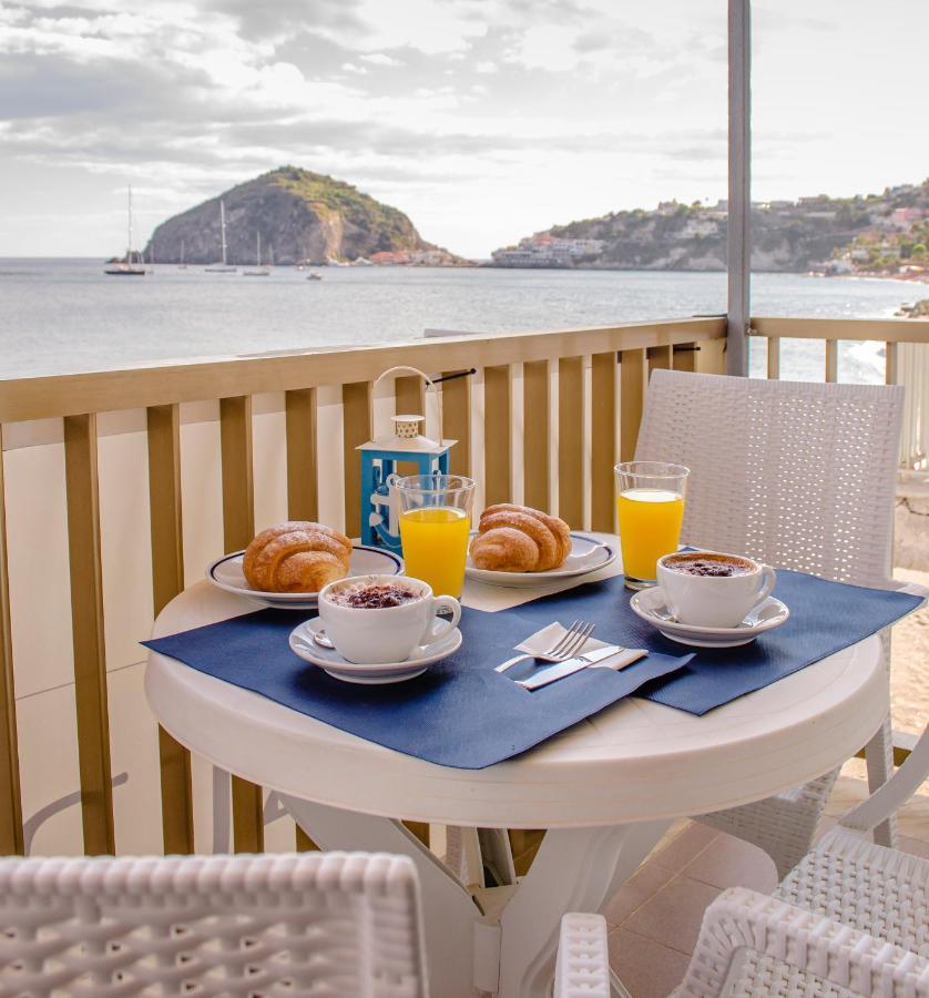 Hotel Regina Del Mare Barano d'Ischia ภายนอก รูปภาพ