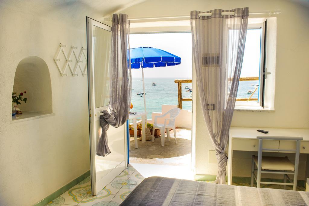 Hotel Regina Del Mare Barano d'Ischia ภายนอก รูปภาพ